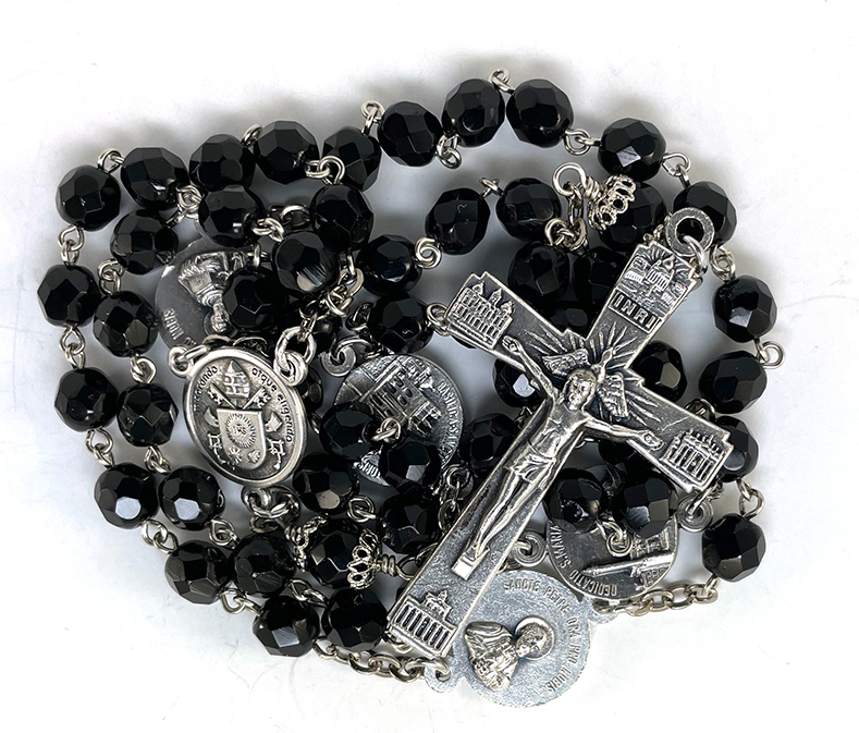 Pope Francis Rosary: $34.99 (CAD)