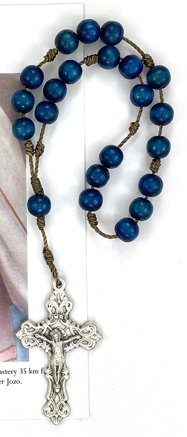 (Z132-3) Blue Wood Peace Chaplet: $5.99 (CAD)