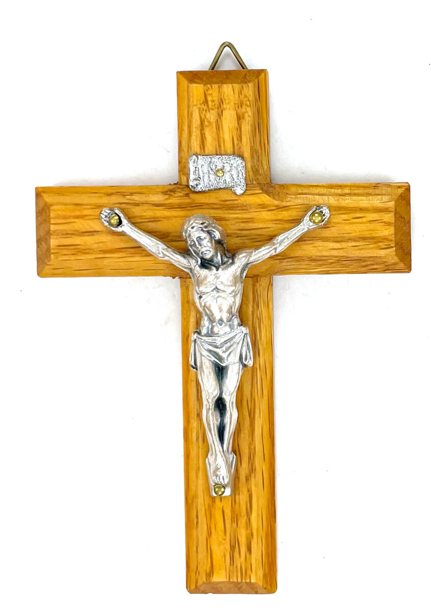 Small Wide Cut Oak Crucifix: $17.99 (CAD)