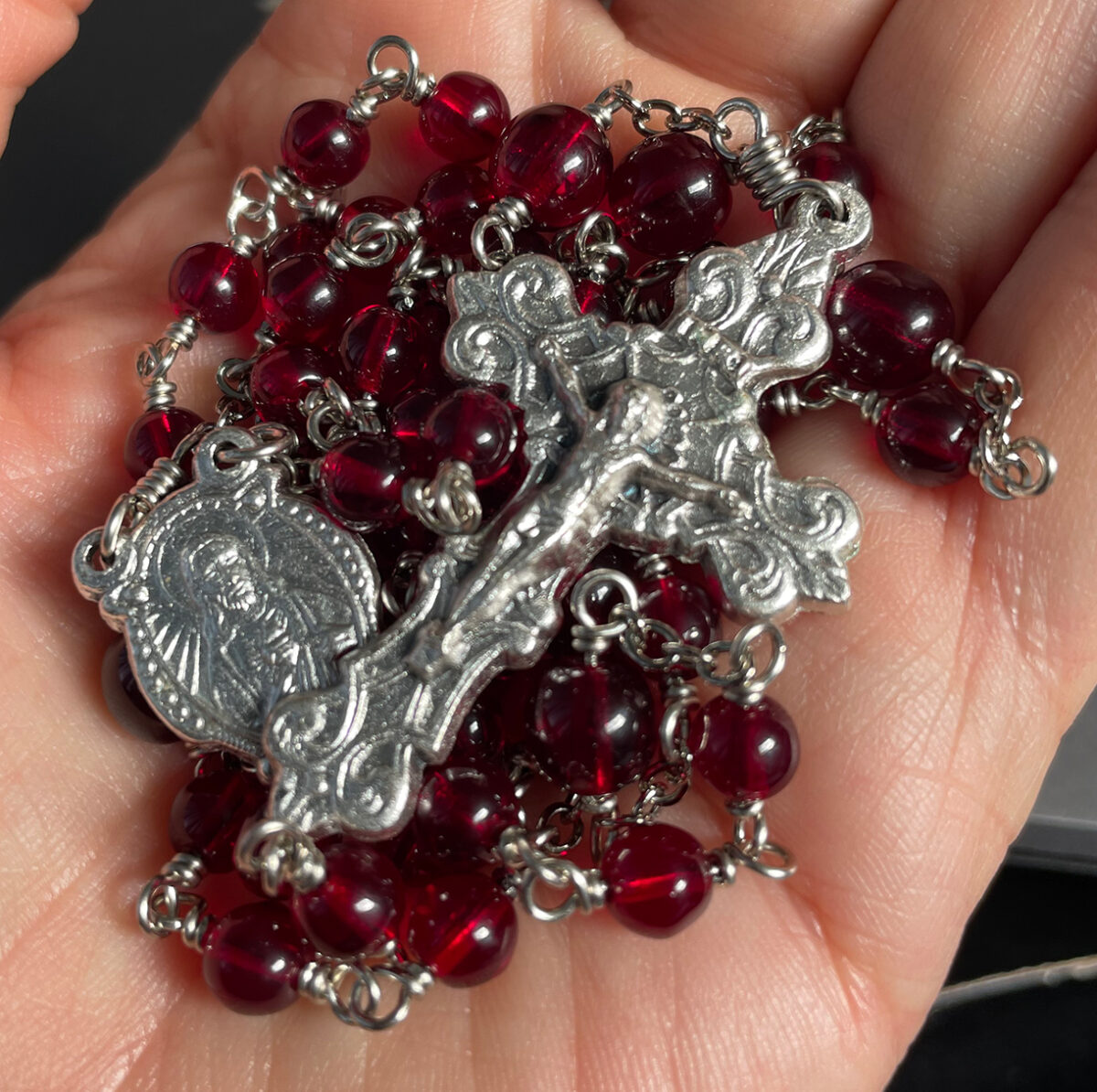 Garnet Red Sacred Heart Rosary: $33.99 (CAD)